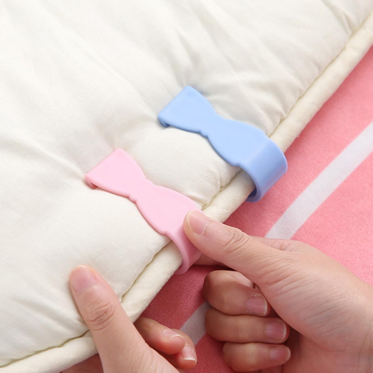 3 Set Comforter Clip Grippers for Bed Duvet Sheet Holder Lightweight Pp Quilt Fastener Non-Slip Clips Secure Bedding Accessories Compact Design for Rv Bedding and Home Use