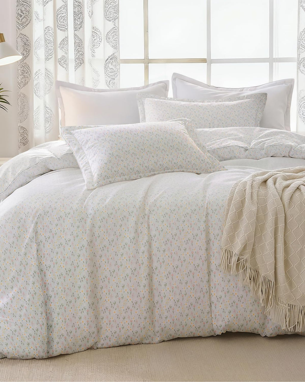 Duvet Cover King Size - Extra Soft 3 Piece with Zipper Closure - White