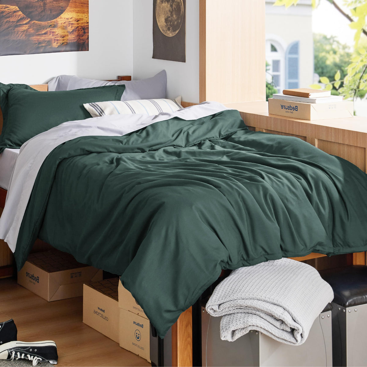 Bedsure Duvet Cover with Fitted Sheet Queen - Deep Pocket, Hotel Luxury Soft Double Brushed Bedding Set with Zipper Closure, 1 Duvet Cover, 1 Fitted Sheet, 2 Pillow Shams, NO Comforter, White