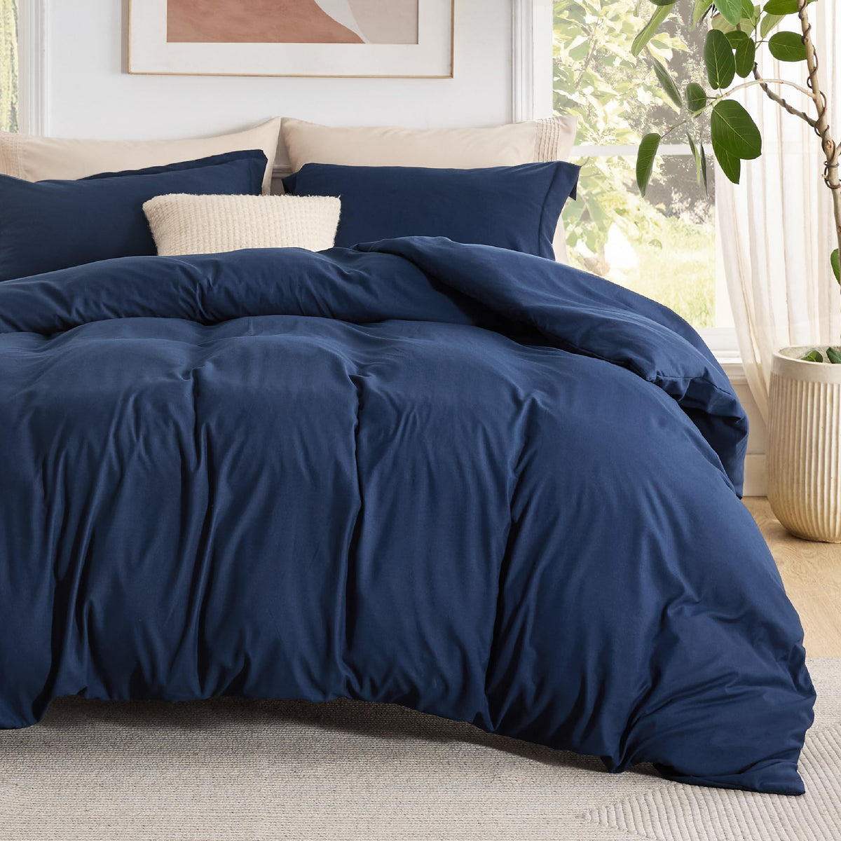 Bedsure Duvet Cover with Fitted Sheet Queen - Deep Pocket, Hotel Luxury Soft Double Brushed Bedding Set with Zipper Closure, 1 Duvet Cover, 1 Fitted Sheet, 2 Pillow Shams, NO Comforter, White