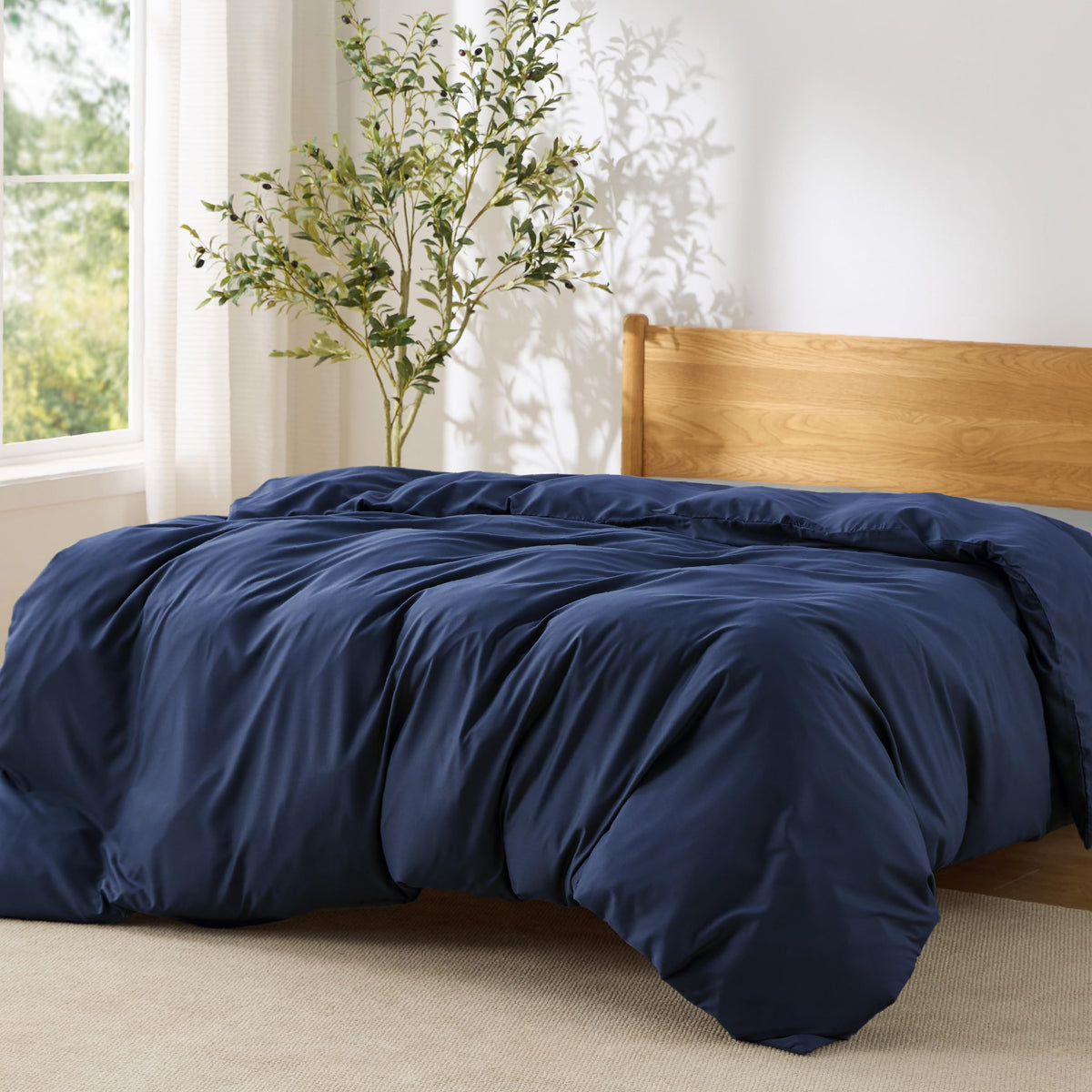 Bedsure Duvet Cover with Fitted Sheet Queen - Deep Pocket, Hotel Luxury Soft Double Brushed Bedding Set with Zipper Closure, 1 Duvet Cover, 1 Fitted Sheet, 2 Pillow Shams, NO Comforter, White